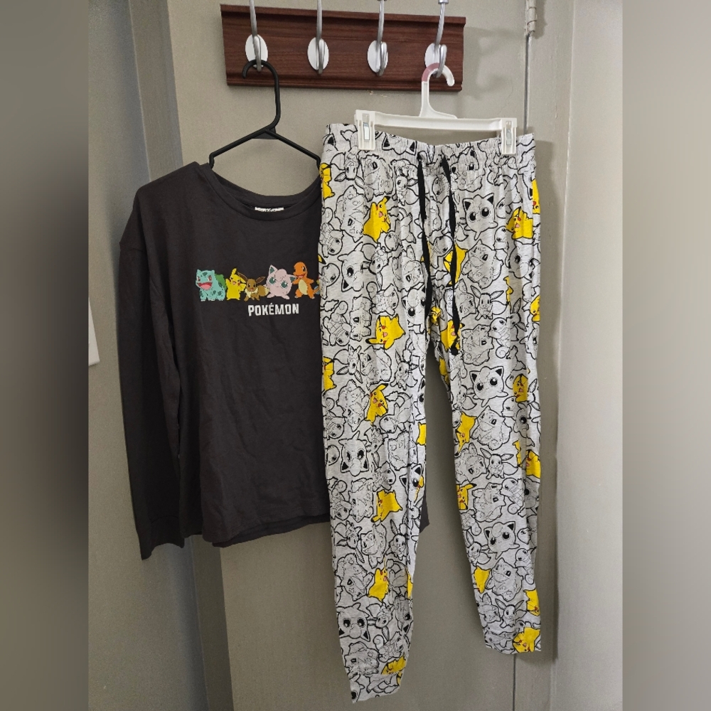 Pokemon 2 Piece Shirt and Pants set Large - Picture 3 of 7